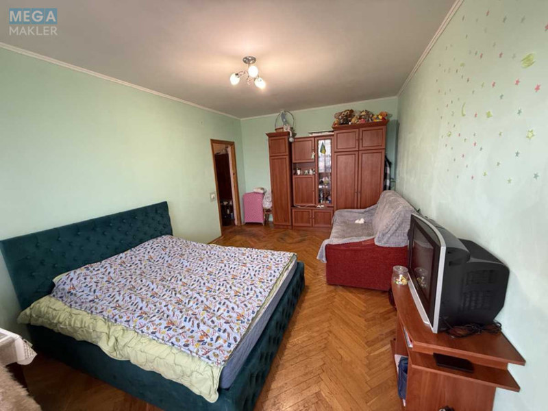 Продаж 2 кімнатної квартири (54,5/31/8), 9 пов. 9 пов. будинку, <a class="location-link" href="/kiev/" title="Недвижимость Київ">Київ</a>, <a class="location-link" href="/kiev/solomenskij/" title="Недвижимость Солом'янський район">Солом'янський р-н</a>, Семеновская ул., 11 (изображение 4)