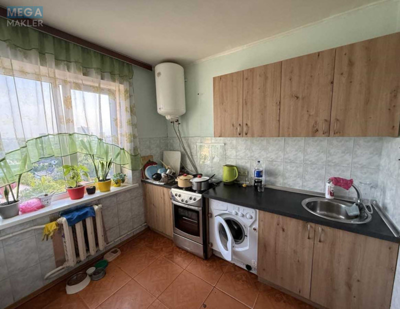 Продаж 2 кімнатної квартири (54,5/31/8), 9 пов. 9 пов. будинку, <a class="location-link" href="/kiev/" title="Недвижимость Київ">Київ</a>, <a class="location-link" href="/kiev/solomenskij/" title="Недвижимость Солом'янський район">Солом'янський р-н</a>, Семеновская ул., 11 (изображение 10)