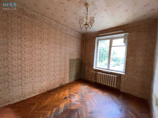 Продаж 3 кімнатної квартири (20/?/?), 1 пов. 5 пов. будинку, <a class="location-link" href="/kiev/" title="Недвижимость Київ">Київ</a>, <a class="location-link" href="/kiev/solomenskij/" title="Недвижимость Солом'янський район">Солом'янський р-н</a>, Уманська вул., 47 (изображение 7)