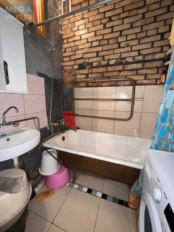 Продаж 3 кімнатної квартири (20/?/?), 1 пов. 5 пов. будинку, <a class="location-link" href="/kiev/" title="Недвижимость Київ">Київ</a>, <a class="location-link" href="/kiev/solomenskij/" title="Недвижимость Солом'янський район">Солом'янський р-н</a>, Уманська вул., 47 (изображение 11)
