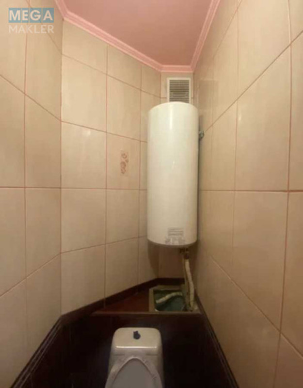 Продаж 3 кімнатної квартири (80/55/10), 10 пов. 16 пов. будинку, <a class="location-link" href="/kiev/" title="Недвижимость Київ">Київ</a>, <a class="location-link" href="/kiev/darnickij/" title="Недвижимость Дарницький район">Дарницький р-н</a>, Харківське шосе, 180/21 (изображение 4)