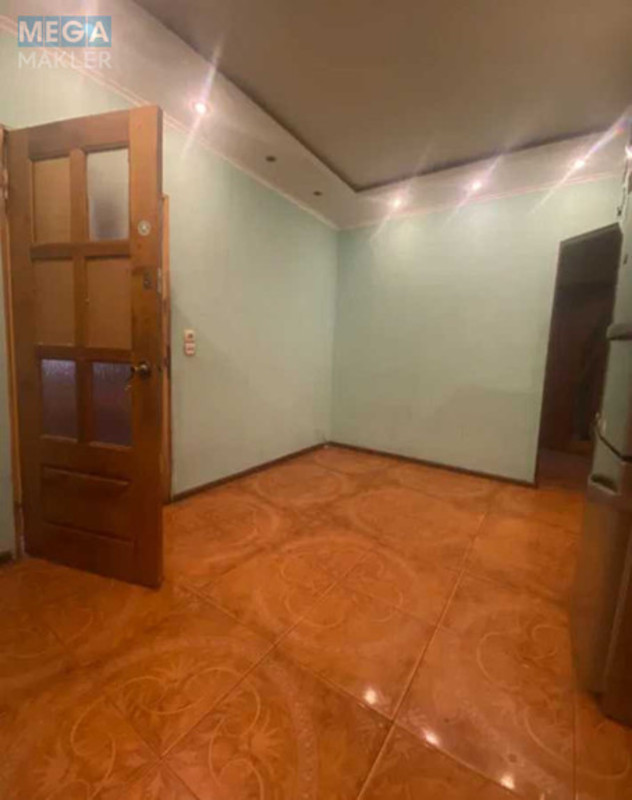 Продаж 3 кімнатної квартири (80/55/10), 10 пов. 16 пов. будинку, <a class="location-link" href="/kiev/" title="Недвижимость Київ">Київ</a>, <a class="location-link" href="/kiev/darnickij/" title="Недвижимость Дарницький район">Дарницький р-н</a>, Харківське шосе, 180/21 (изображение 8)