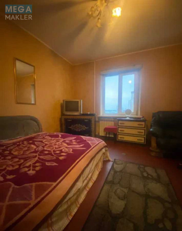 Продаж 3 кімнатної квартири (80/55/10), 10 пов. 16 пов. будинку, <a class="location-link" href="/kiev/" title="Недвижимость Київ">Київ</a>, <a class="location-link" href="/kiev/darnickij/" title="Недвижимость Дарницький район">Дарницький р-н</a>, Харківське шосе, 180/21 (изображение 9)