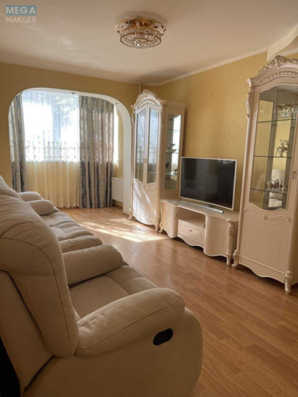 Продаж 3 кімнатної квартири (65/50/9), 3 пов. 9 пов. будинку, <a class="location-link" href="/smela/" title="Недвижимость Сміла">Сміла</a>, Богдана Хмельницького (изображение 3)