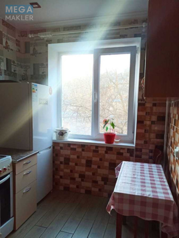Оренда 1 кімнатної квартири, <a class="location-link" href="/dnepropetrovsk/" title="Недвижимость Дніпра">Дніпро</a>, Николая Руденка, 108 (изображение 9)