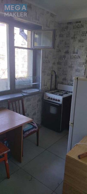 Оренда 3 кімнатної квартири, <a class="location-link" href="/kiev/" title="Недвижимость Київ">Київ</a>, <a class="location-link" href="/kiev/shevchenkovskij/" title="Недвижимость Шевченківський район">Шевченківський р-н</a>, Коперника ул., 29 (изображение 8)