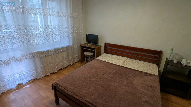 Оренда 2 кімнатної квартири, <a class="location-link" href="/kiev/" title="Недвижимость Київ">Київ</a>, <a class="location-link" href="/kiev/shevchenkovskij/" title="Недвижимость Шевченківський район">Шевченківський р-н</a>, Даниила Щербаковского ул., 63б (изображение 8)