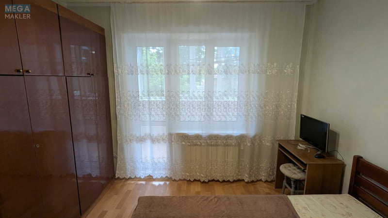 Оренда 2 кімнатної квартири, <a class="location-link" href="/kiev/" title="Недвижимость Київ">Київ</a>, <a class="location-link" href="/kiev/shevchenkovskij/" title="Недвижимость Шевченківський район">Шевченківський р-н</a>, Даниила Щербаковского ул., 63б (изображение 10)