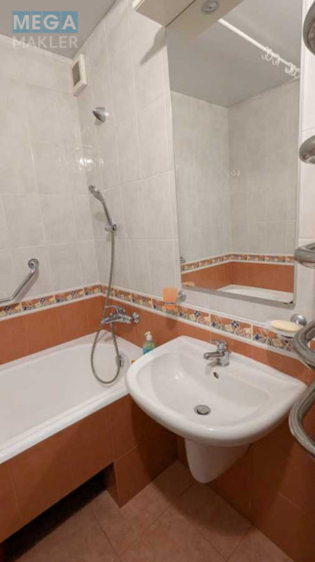 Оренда 2 кімнатної квартири, <a class="location-link" href="/kiev/" title="Недвижимость Київ">Київ</a>, <a class="location-link" href="/kiev/shevchenkovskij/" title="Недвижимость Шевченківський район">Шевченківський р-н</a>, Даниила Щербаковского ул., 63б (изображение 12)