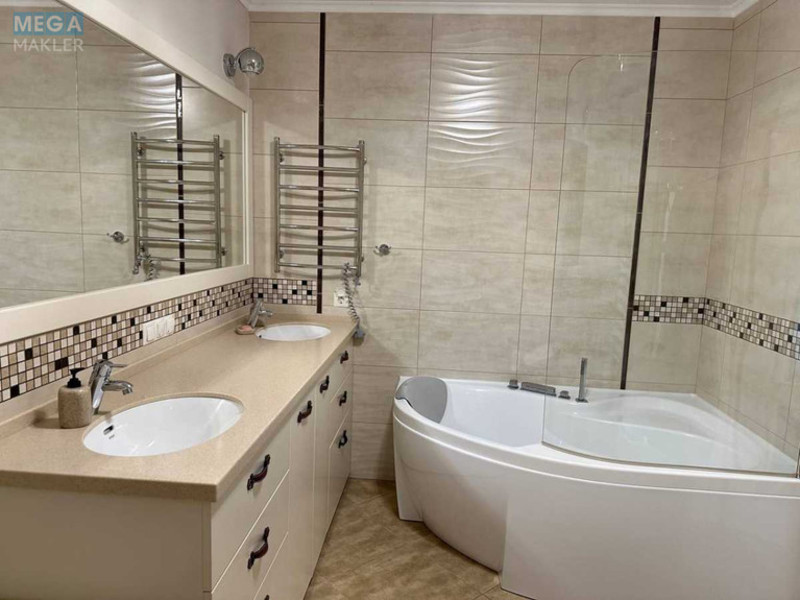 Продаж 3 кімнатної квартири (114,2/75,7/15,9), 9 пов. 15 пов. будинку, <a class="location-link" href="/kiev/" title="Недвижимость Київ">Київ</a>, <a class="location-link" href="/kiev/goloseevskij/" title="Недвижимость Голосіївський район">Голосіївський р-н</a>, Коломиевский пер., 17/31а (изображение 11)