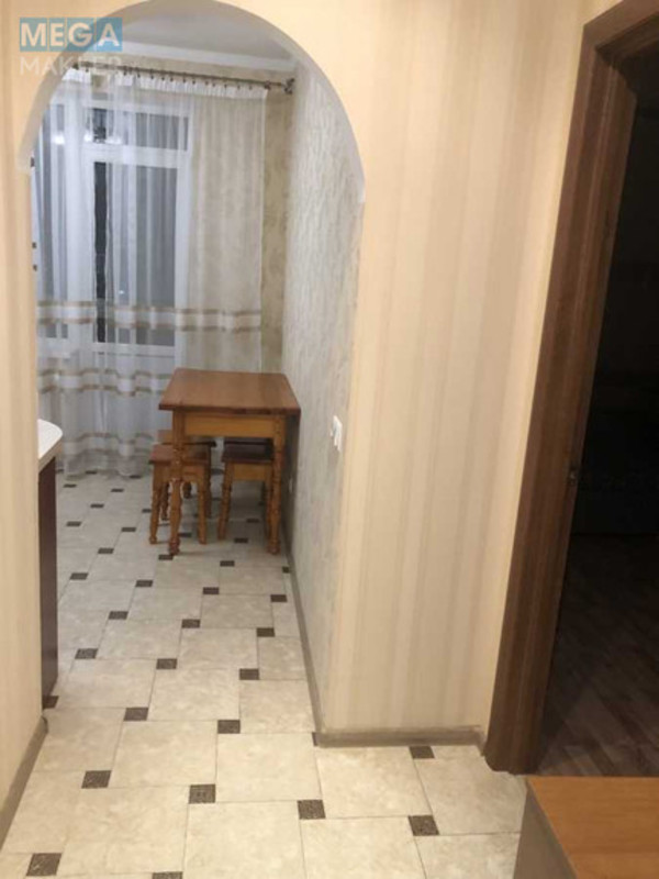 Оренда 1 кімнатної квартири, <a class="location-link" href="/kiev/" title="Недвижимость Київ">Київ</a>, <a class="location-link" href="/kiev/svyatoshinskij/" title="Недвижимость Святошинський район">Святошинський р-н</a>, Олевська вул., 9 (изображение 3)