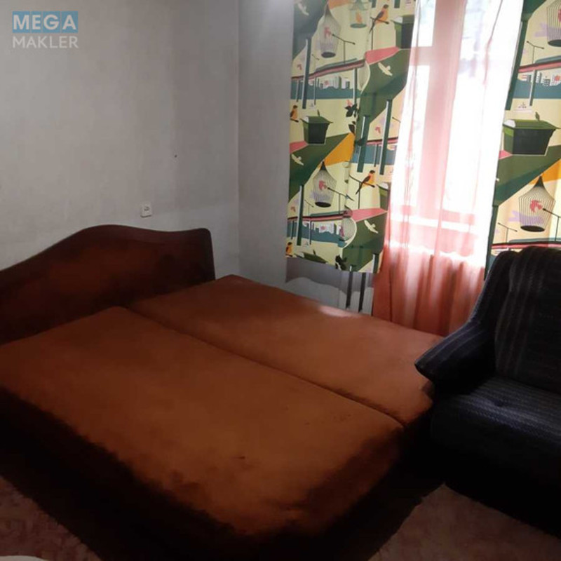 Продаж дома, 2 поверху, 112 кв.м, 4 кімнати, ділянка 2 сотки, <a class="location-link" href="/kiev/" title="Недвижимость Київ">Київ</a>, <a class="location-link" href="/kiev/goloseevskij/" title="Недвижимость Голосіївський район">Голосіївський р-н</a>, Хотівська вул., 10 (изображение 8)