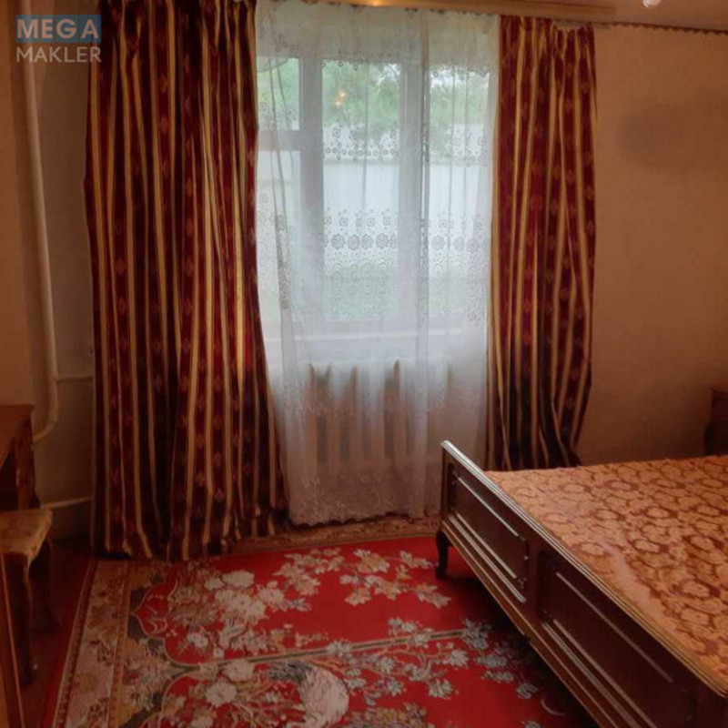 Продаж дома, 2 поверху, 112 кв.м, 4 кімнати, ділянка 2 сотки, <a class="location-link" href="/kiev/" title="Недвижимость Київ">Київ</a>, <a class="location-link" href="/kiev/goloseevskij/" title="Недвижимость Голосіївський район">Голосіївський р-н</a>, Хотівська вул., 10 (изображение 9)