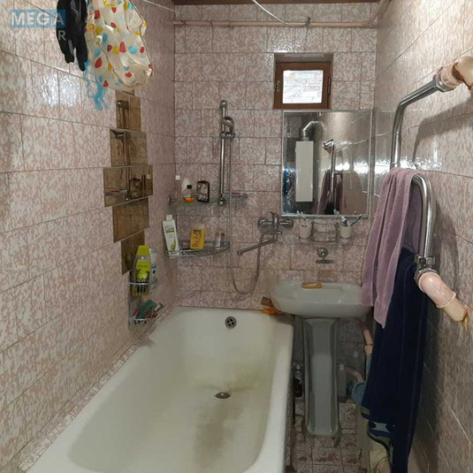 Продаж дома, 2&nbsp;поверху, 112&nbsp;кв.м, 4&nbsp;кімнати, ділянка 2&nbsp;сотки, <a class="location-link" href="/kiev/" title="Недвижимость Київ">Київ</a>, <a class="location-link" href="/kiev/goloseevskij/" title="Недвижимость Голосіївський район">Голосіївський р-н</a>, Хотівська вул., 10 (изображение 12)