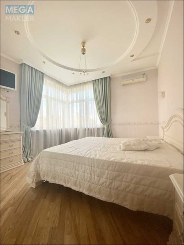 Оренда 3 кімнатної квартири, <a class="location-link" href="/kiev/" title="Недвижимость Київ">Київ</a>, <a class="location-link" href="/kiev/pecherskij/" title="Недвижимость Печерський район">Печерський р-н</a>, Леси Украинки бульв., 23 (изображение 2)