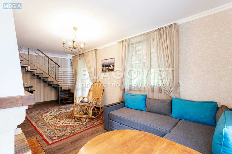Продаж дома, 2 поверху, 95 кв.м, 3 кімнати, ділянка 6 соток, <a class="location-link" href="/trebuhov/" title="Недвижимость Требухів">Требухів</a>, Гоголівська (изображение 8)
