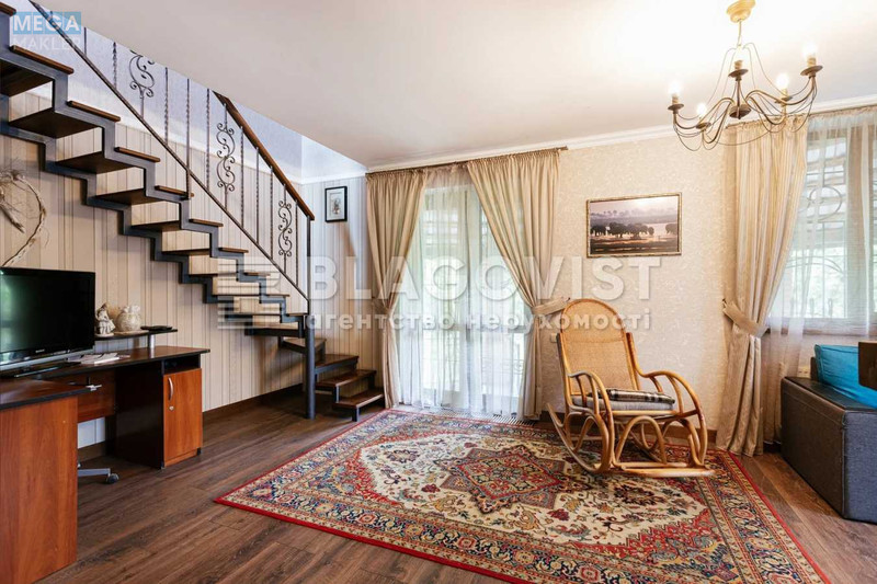 Продаж дома, 2 поверху, 95 кв.м, 3 кімнати, ділянка 6 соток, <a class="location-link" href="/trebuhov/" title="Недвижимость Требухів">Требухів</a>, Гоголівська (изображение 9)
