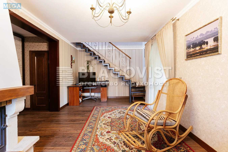 Продаж дома, 2 поверху, 95 кв.м, 3 кімнати, ділянка 6 соток, <a class="location-link" href="/trebuhov/" title="Недвижимость Требухів">Требухів</a>, Гоголівська (изображение 10)