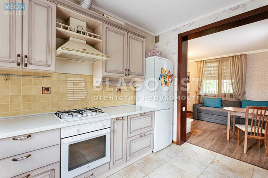 Продаж дома, 2&nbsp;поверху, 95&nbsp;кв.м, 3&nbsp;кімнати, ділянка 6&nbsp;соток, <a class="location-link" href="/trebuhov/" title="Недвижимость Требухів">Требухів</a>, Гоголівська (изображение 12)