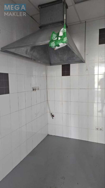 Продаж окремої будівлі/побудови, 908 кв.м, под производство, <a class="location-link" href="/kiev/" title="Недвижимость Київ">Київ</a>, <a class="location-link" href="/kiev/obolonskij/" title="Недвижимость Оболонський район">Оболонський р-н</a>, Маршала Малиновского ул. (изображение 10)