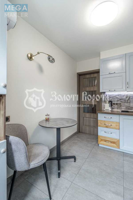 Продаж 3 кімнатної квартири (68/48/9), 2 пов. 9 пов. будинку, <a class="location-link" href="/kiev/" title="Недвижимость Київ">Київ</a>, <a class="location-link" href="/kiev/shevchenkovskij/" title="Недвижимость Шевченківський район">Шевченківський р-н</a>, Половецька вул., 16 (изображение 13)