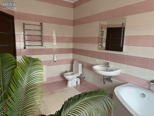 Продаж дома, 2&nbsp;поверху, 200&nbsp;кв.м, 6&nbsp;кімнат, ділянка 10&nbsp;соток, <a class="location-link" href="/borispol/" title="Недвижимость Бориспіль">Бориспіль</a>, Лобановского (изображение 9)