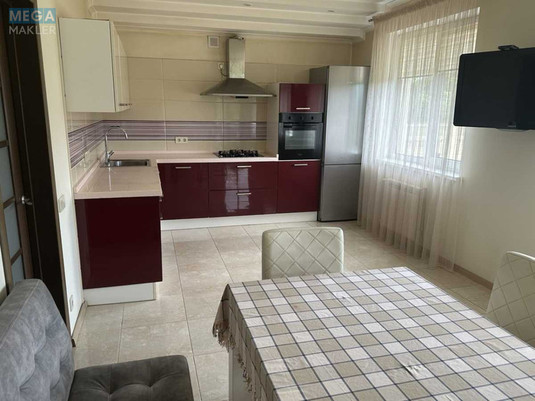 Продаж дома, 2&nbsp;поверху, 200&nbsp;кв.м, 6&nbsp;кімнат, ділянка 10&nbsp;соток, <a class="location-link" href="/borispol/" title="Недвижимость Бориспіль">Бориспіль</a>, Лобановского (изображение 12)