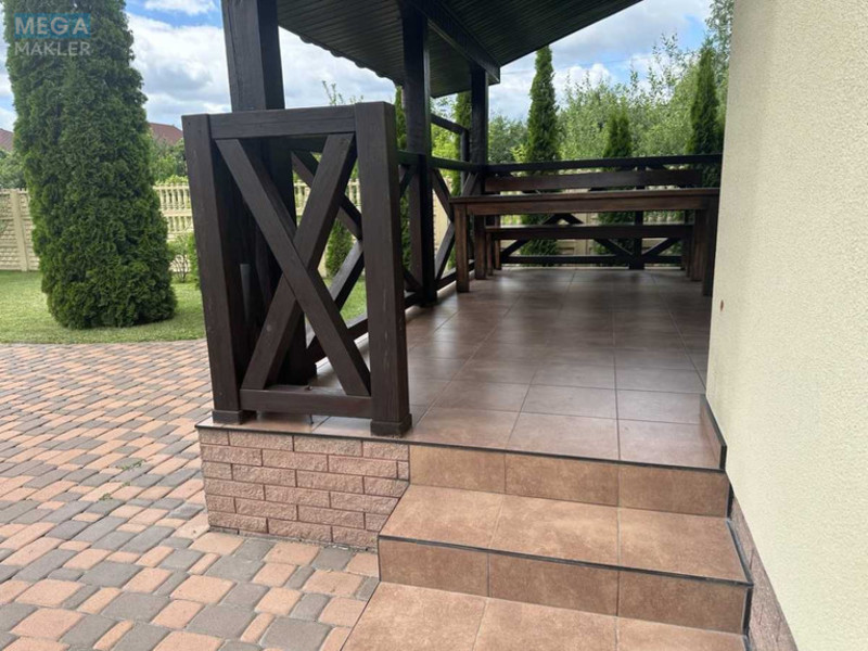 Продаж дома, 2 поверху, 200 кв.м, 6 кімнат, ділянка 10 соток, <a class="location-link" href="/borispol/" title="Недвижимость Бориспіль">Бориспіль</a>, Лобановского (изображение 15)