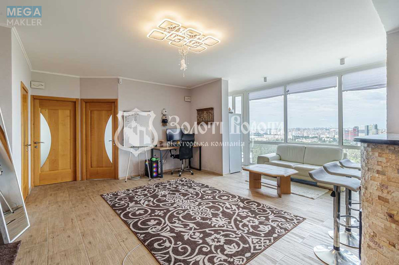 Продаж 4 кімнатної квартири (111/60/20), 24 пов. 27 пов. будинку, <a class="location-link" href="/kiev/" title="Недвижимость Київ">Київ</a>, <a class="location-link" href="/kiev/darnickij/" title="Недвижимость Дарницький район">Дарницький р-н</a>, Світла вул., 3д (изображение 5)
