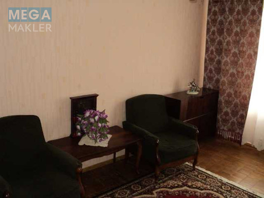 Оренда кімнати (підселення), <a class="location-link" href="/kiev/" title="Недвижимость Київ">Київ</a>, <a class="location-link" href="/kiev/dneprovskij/" title="Недвижимость Дніпровський район">Дніпровський р-н</a>, Челябинская ул., 15 (изображение 2)