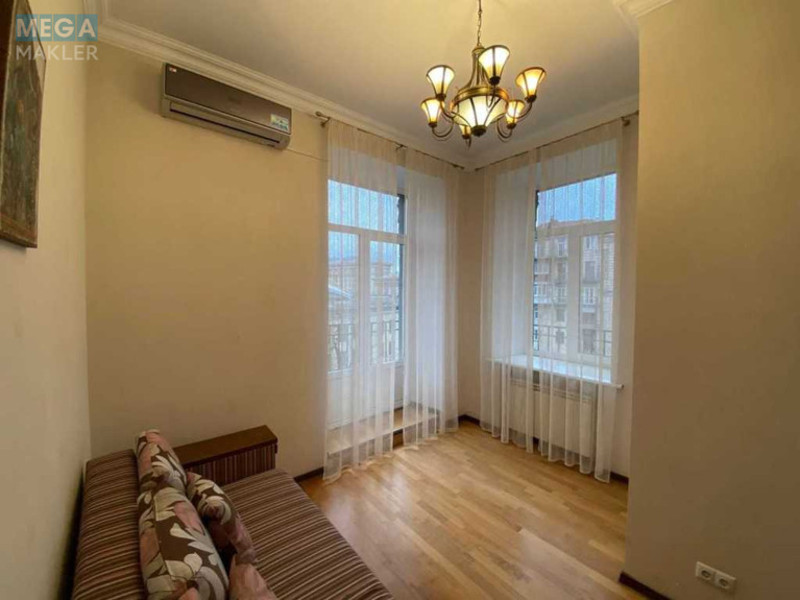 Оренда 3 кімнатної квартири, <a class="location-link" href="/kiev/" title="Недвижимость Київ">Київ</a>, <a class="location-link" href="/kiev/pecherskij/" title="Недвижимость Печерський район">Печерський р-н</a>, Крещатик ул., 15 (изображение 10)