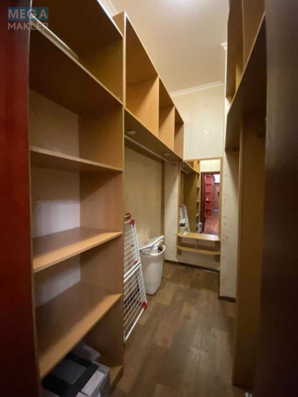 Оренда 3 кімнатної квартири, <a class="location-link" href="/kiev/" title="Недвижимость Київ">Київ</a>, <a class="location-link" href="/kiev/pecherskij/" title="Недвижимость Печерський район">Печерський р-н</a>, Крещатик ул., 15 (изображение 14)