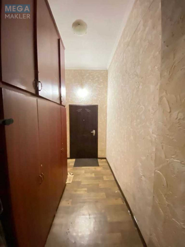 Оренда 3 кімнатної квартири, <a class="location-link" href="/kiev/" title="Недвижимость Київ">Київ</a>, <a class="location-link" href="/kiev/pecherskij/" title="Недвижимость Печерський район">Печерський р-н</a>, Крещатик ул., 15 (изображение 18)