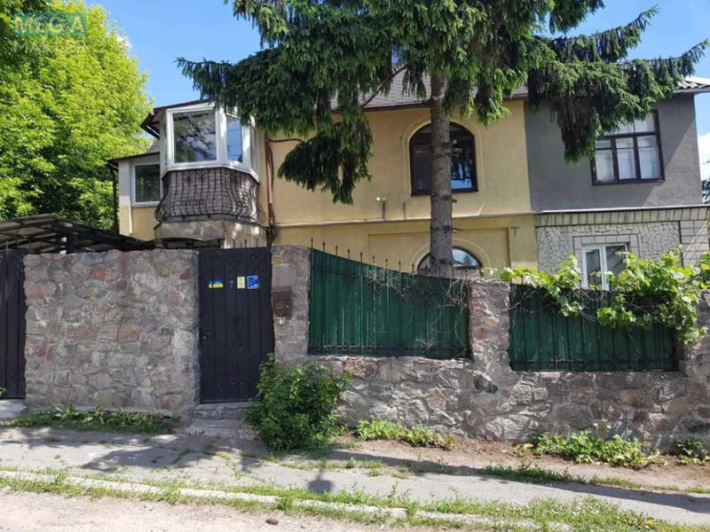 Продаж дома, 2 поверху, 130 кв.м, 5 кімнат, ділянка 3 сотки, <a class="location-link" href="/kiev/" title="Недвижимость Київ">Київ</a>, <a class="location-link" href="/kiev/solomenskij/" title="Недвижимость Солом'янський район">Солом'янський р-н</a>, Гайова вул. (изображение 2)
