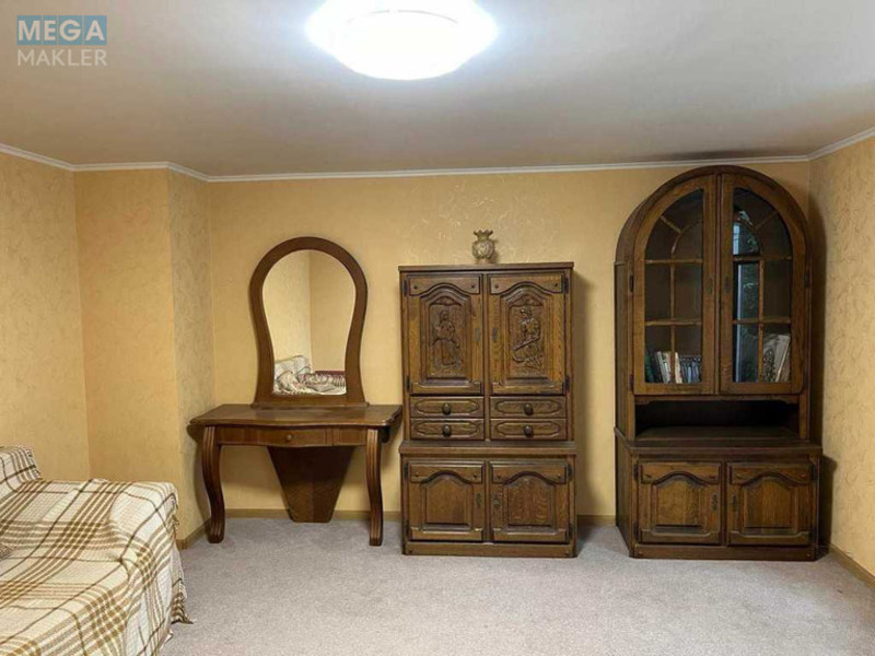 Продаж дома, 2 поверху, 130 кв.м, 5 кімнат, ділянка 3 сотки, <a class="location-link" href="/kiev/" title="Недвижимость Київ">Київ</a>, <a class="location-link" href="/kiev/solomenskij/" title="Недвижимость Солом'янський район">Солом'янський р-н</a>, Гайова вул. (изображение 16)