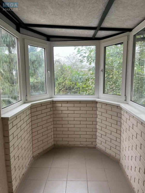 Продаж дома, 2 поверху, 130 кв.м, 5 кімнат, ділянка 3 сотки, <a class="location-link" href="/kiev/" title="Недвижимость Київ">Київ</a>, <a class="location-link" href="/kiev/solomenskij/" title="Недвижимость Солом'янський район">Солом'янський р-н</a>, Гайова вул. (изображение 21)