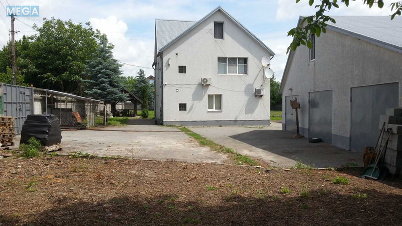 Продаж дома, 3&nbsp;поверху, 202&nbsp;кв.м, 6&nbsp;кімнат, ділянка 38&nbsp;соток, <a class="location-link" href="/krushinka/" title="Недвижимость Крушинка">Крушинка</a>, Киевская (изображение 2)