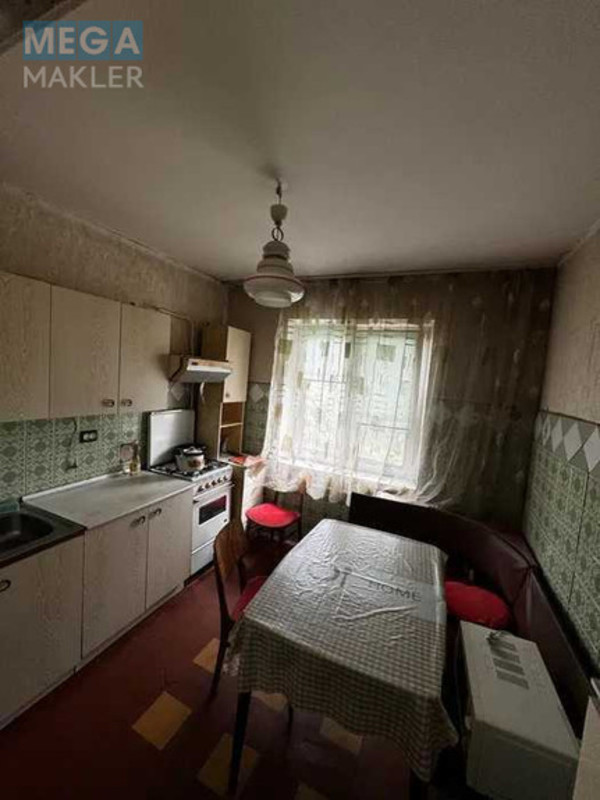 Продаж 2 кімнатної квартири (49/29/9), 9 пов. 9 пов. будинку, <a class="location-link" href="/kiev/" title="Недвижимость Київ">Київ</a>, <a class="location-link" href="/kiev/pecherskij/" title="Недвижимость Печерський район">Печерський р-н</a>, Саперное Поле ул., 26А (изображение 6)