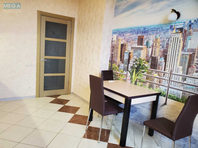 Продаж 2 кімнатної квартири (92/41/13), 13 пов. 20 пов. будинку, <a class="location-link" href="/kiev/" title="Недвижимость Київ">Київ</a>, <a class="location-link" href="/kiev/pecherskij/" title="Недвижимость Печерський район">Печерський р-н</a>, Євгена Коновальця вул., 44а (изображение 4)
