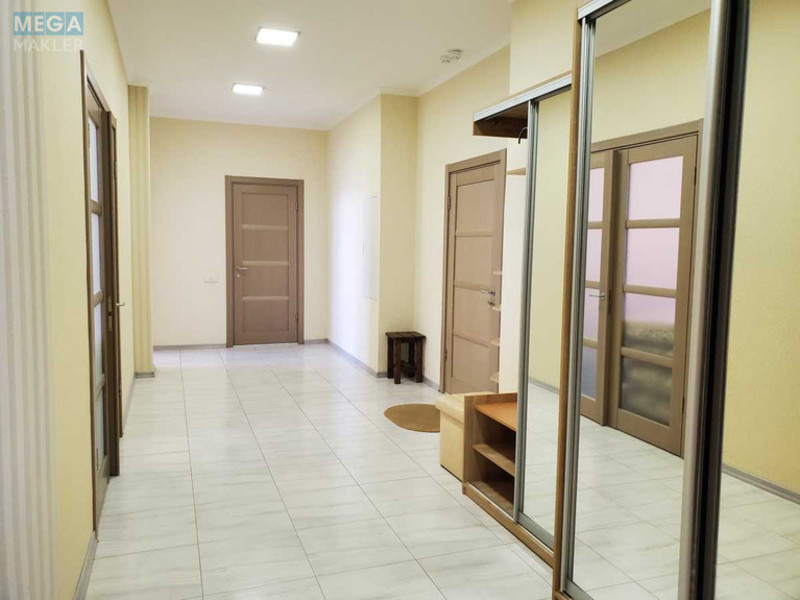 Продаж 2 кімнатної квартири (92/41/13), 13 пов. 20 пов. будинку, <a class="location-link" href="/kiev/" title="Недвижимость Київ">Київ</a>, <a class="location-link" href="/kiev/pecherskij/" title="Недвижимость Печерський район">Печерський р-н</a>, Євгена Коновальця вул., 44а (изображение 19)