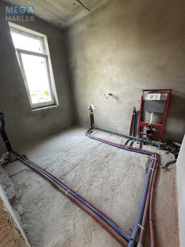 Продаж дома, 2 поверху, 350 кв.м, 5 кімнат, ділянка 15 соток, <a class="location-link" href="/berezovka-selo-kv/" title="Недвижимость Березівка">Березівка</a>, мадридська (изображение 15)