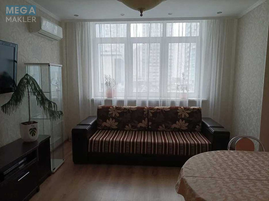 Оренда 3 кімнатної квартири, <a class="location-link" href="/kiev/" title="Недвижимость Київ">Київ</a>, <a class="location-link" href="/kiev/darnickij/" title="Недвижимость Дарницький район">Дарницький р-н</a>, Миколи Бажана просп., 8Б (изображение 2)