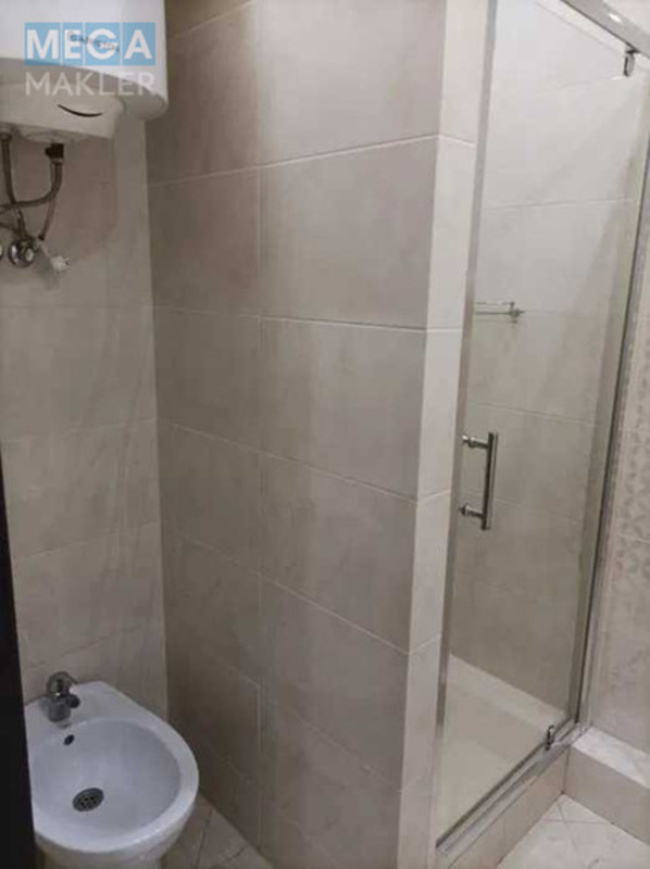 Оренда 3 кімнатної квартири, <a class="location-link" href="/kiev/" title="Недвижимость Київ">Київ</a>, <a class="location-link" href="/kiev/darnickij/" title="Недвижимость Дарницький район">Дарницький р-н</a>, Миколи Бажана просп., 8Б (изображение 8)