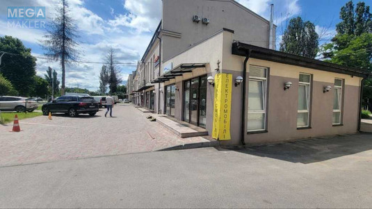 Оренда комерційної нерухомості, 93&nbsp;кв.м, под магазин, <a class="location-link" href="/kiev/" title="Недвижимость Київ">Київ</a>, <a class="location-link" href="/kiev/solomenskij/" title="Недвижимость Солом'янський район">Солом'янський р-н</a>, Повітрофлотський просп., 90 (изображение 2)