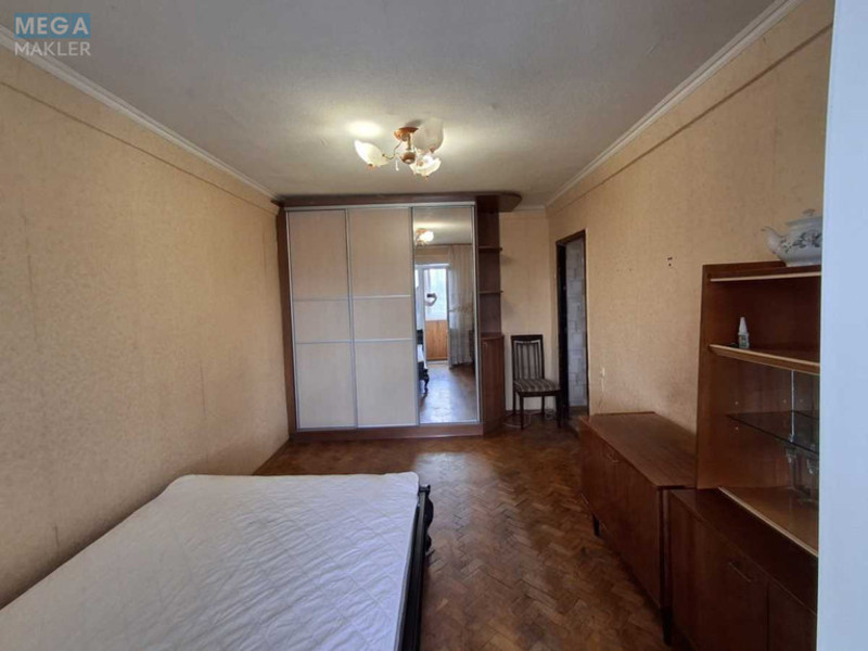 Продаж 3 кімнатної квартири (73/48/8), 8 пов. 9 пов. будинку, <a class="location-link" href="/kiev/" title="Недвижимость Київ">Київ</a>, <a class="location-link" href="/kiev/dneprovskij/" title="Недвижимость Дніпровський район">Дніпровський р-н</a>, Челябінська вул., 1 (изображение 14)