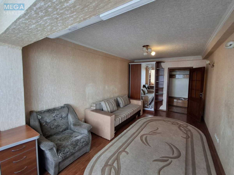 Продаж 3 кімнатної квартири (73/48/8), 8 пов. 9 пов. будинку, <a class="location-link" href="/kiev/" title="Недвижимость Київ">Київ</a>, <a class="location-link" href="/kiev/dneprovskij/" title="Недвижимость Дніпровський район">Дніпровський р-н</a>, Челябінська вул., 1 (изображение 16)