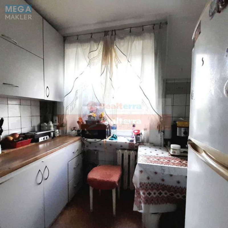 Продаж 3 кімнатної квартири (60,9/40,2/6,5), 5 пов. 5 пов. будинку, <a class="location-link" href="/kiev/" title="Недвижимость Київ">Київ</a>, <a class="location-link" href="/kiev/desnyanskij/" title="Недвижимость Деснянський район">Деснянський р-н</a>, Кубанської України вул., 24 (изображение 9)