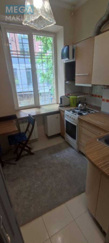 Оренда 2 кімнатної квартири, <a class="location-link" href="/odessa/" title="Недвижимость Одеса">Одеса</a>, <a class="location-link" href="/odessa/primorskij/" title="Недвижимость Приморський район">Приморський р-н</a>, Литературная, 1 (изображение 3)