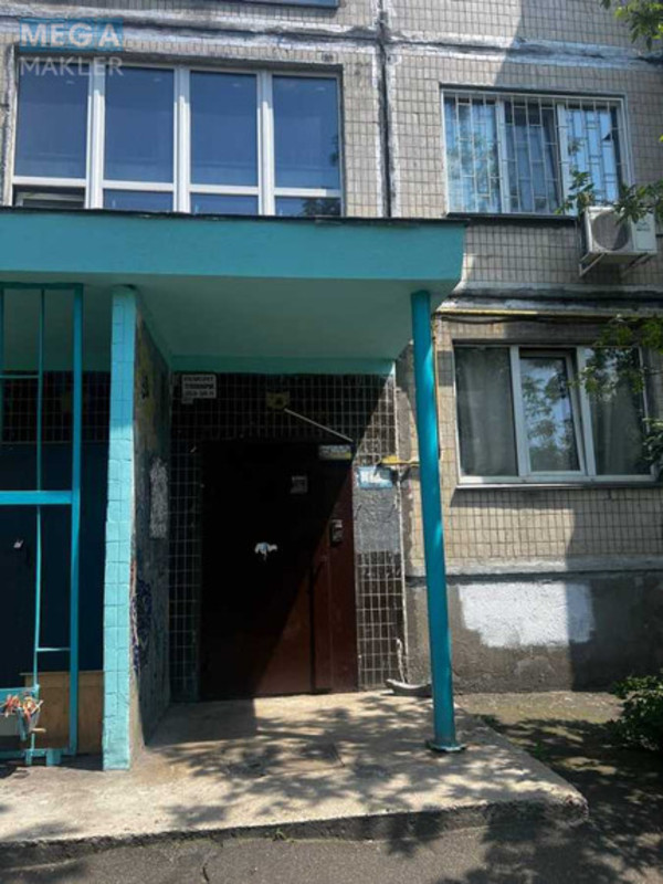 Продаж 3 кімнатної квартири (58/?/5,9), 9 пов. 9 пов. будинку, <a class="location-link" href="/kiev/" title="Недвижимость Київ">Київ</a>, <a class="location-link" href="/kiev/desnyanskij/" title="Недвижимость Деснянський район">Деснянський р-н</a>, Мілютенка вул., 23 (изображение 3)