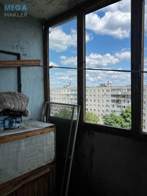 Продаж 3 кімнатної квартири (58/?/5,9), 9 пов. 9 пов. будинку, <a class="location-link" href="/kiev/" title="Недвижимость Київ">Київ</a>, <a class="location-link" href="/kiev/desnyanskij/" title="Недвижимость Деснянський район">Деснянський р-н</a>, Мілютенка вул., 23 (изображение 8)